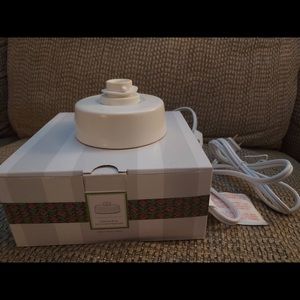 Ceramic tabletop Scentsy base